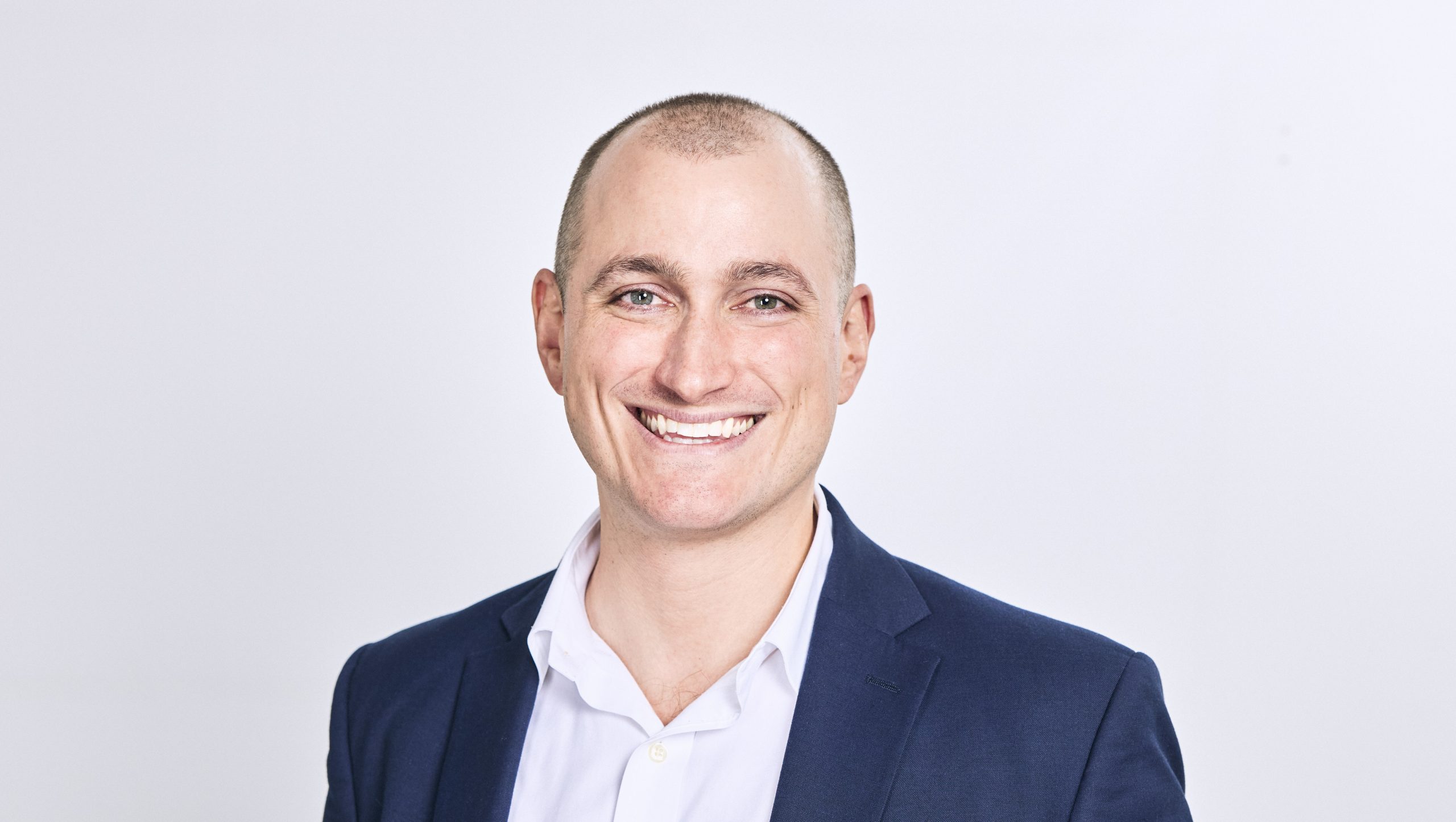 Robbie Parker, CFA Robbie Parker, CFA